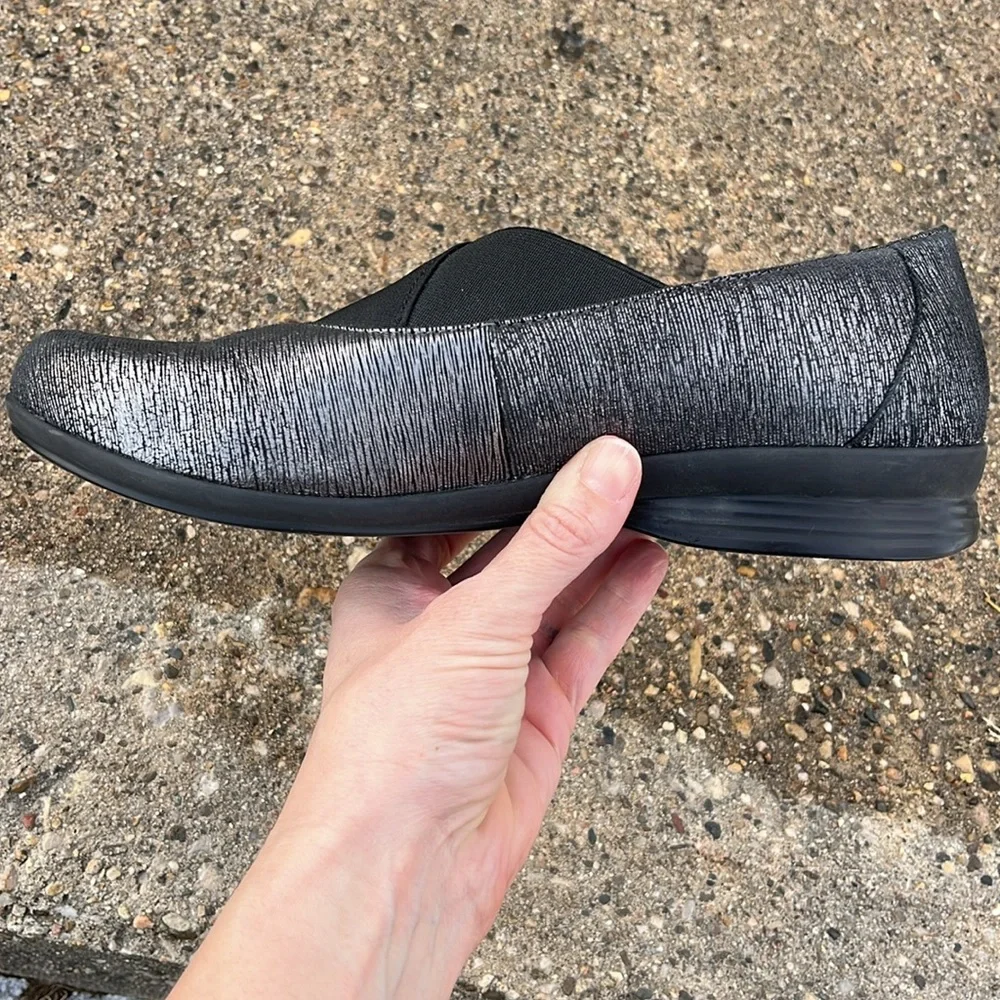 Dansko Metallic Black Flats - Picture 4 of 13